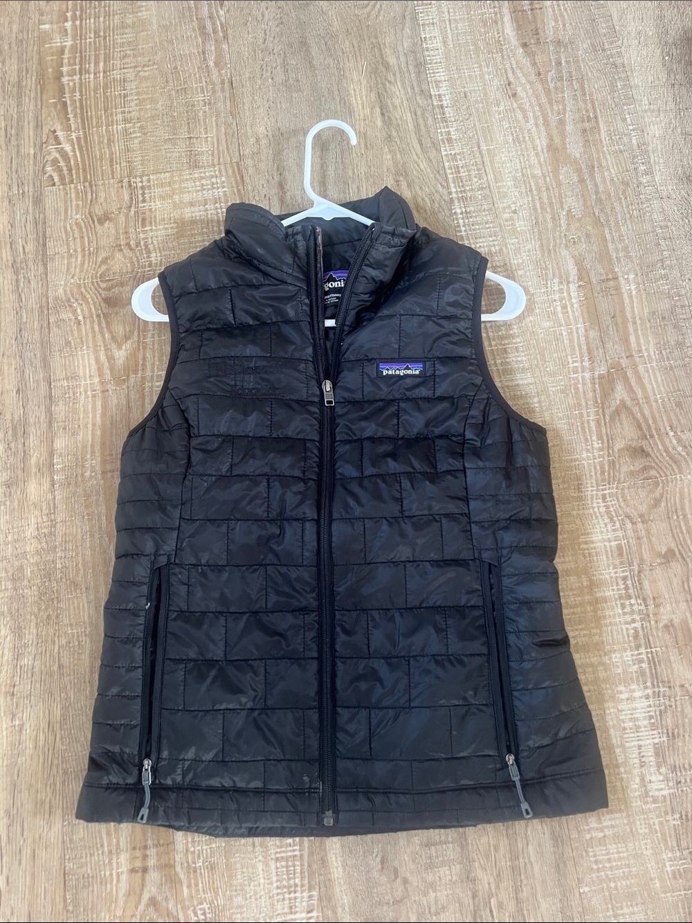 Patagonia Women's Black Nano Puff Insulated Vest Small - Picture 3 of 6